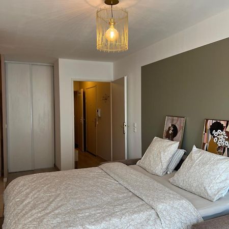 Appartement Disneyland Idealement Situe 세리스 외부 사진