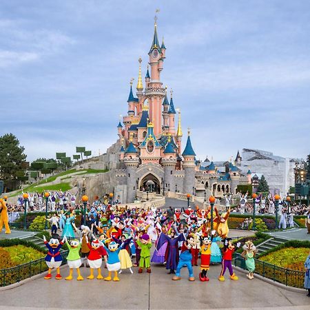 Appartement Disneyland Idealement Situe 세리스 외부 사진